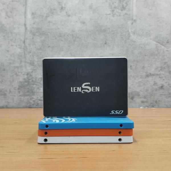     اس اس دی SSD برند متفرقه ظرفیت 120 گیگابایت - استوک  (سلامت% 85-100)