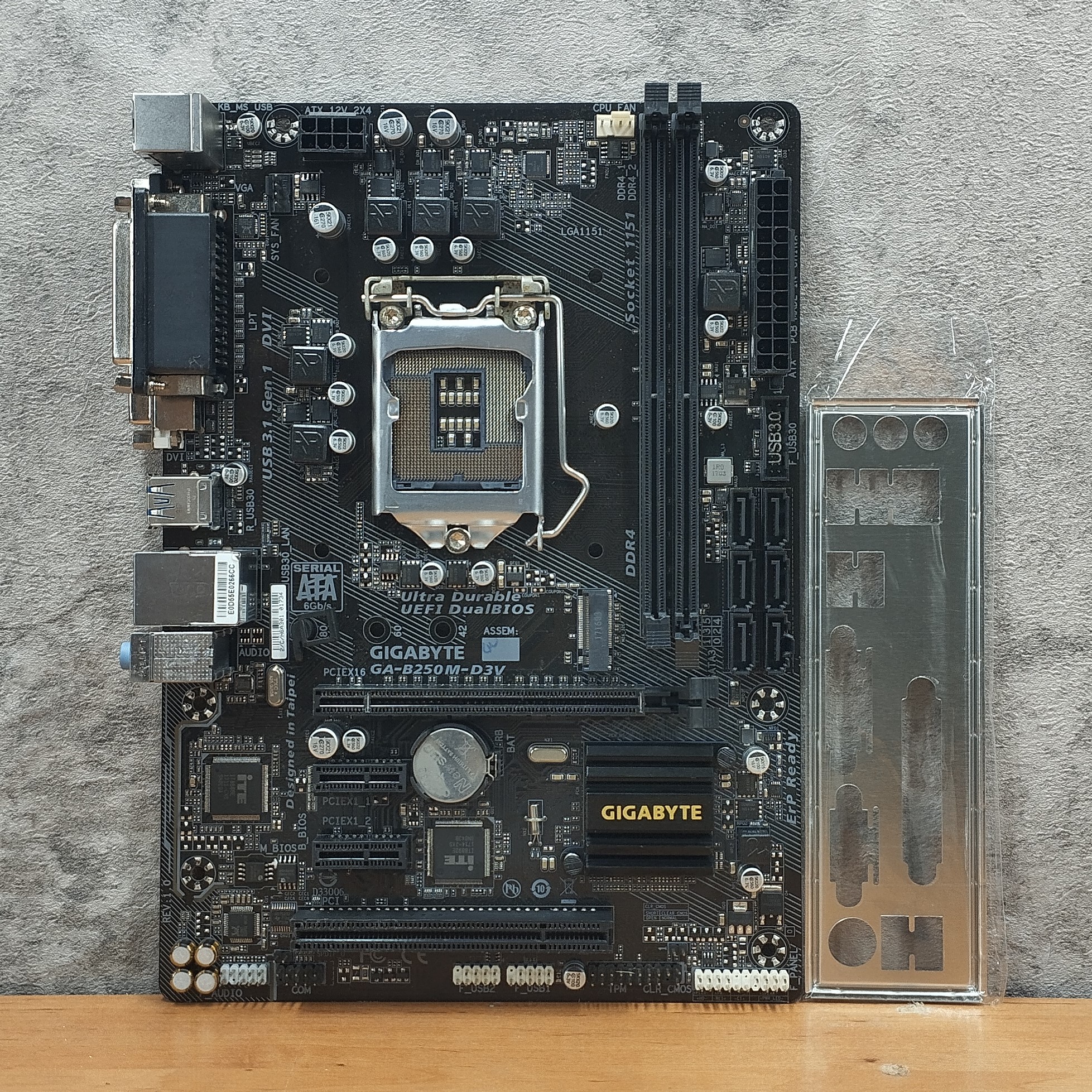 مادربرد گیگابایت مدل GIGABYTE B250  DDR4 - استوک 